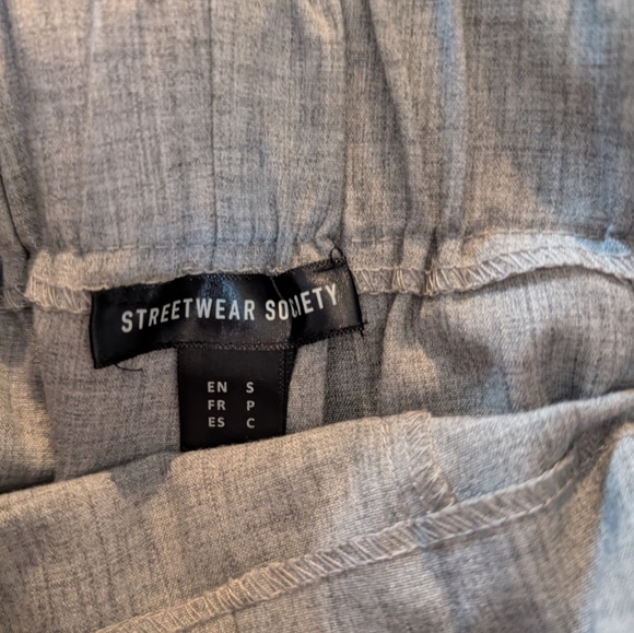 Streetwear Society Gray Paperbag Waist Shorts - Picture 3 of 4